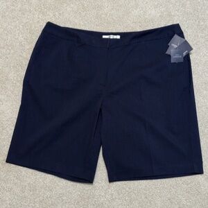 Liz Claiborne New York Black/Navy Seersucker Bermuda Shorts Jackie Style 22W NEW